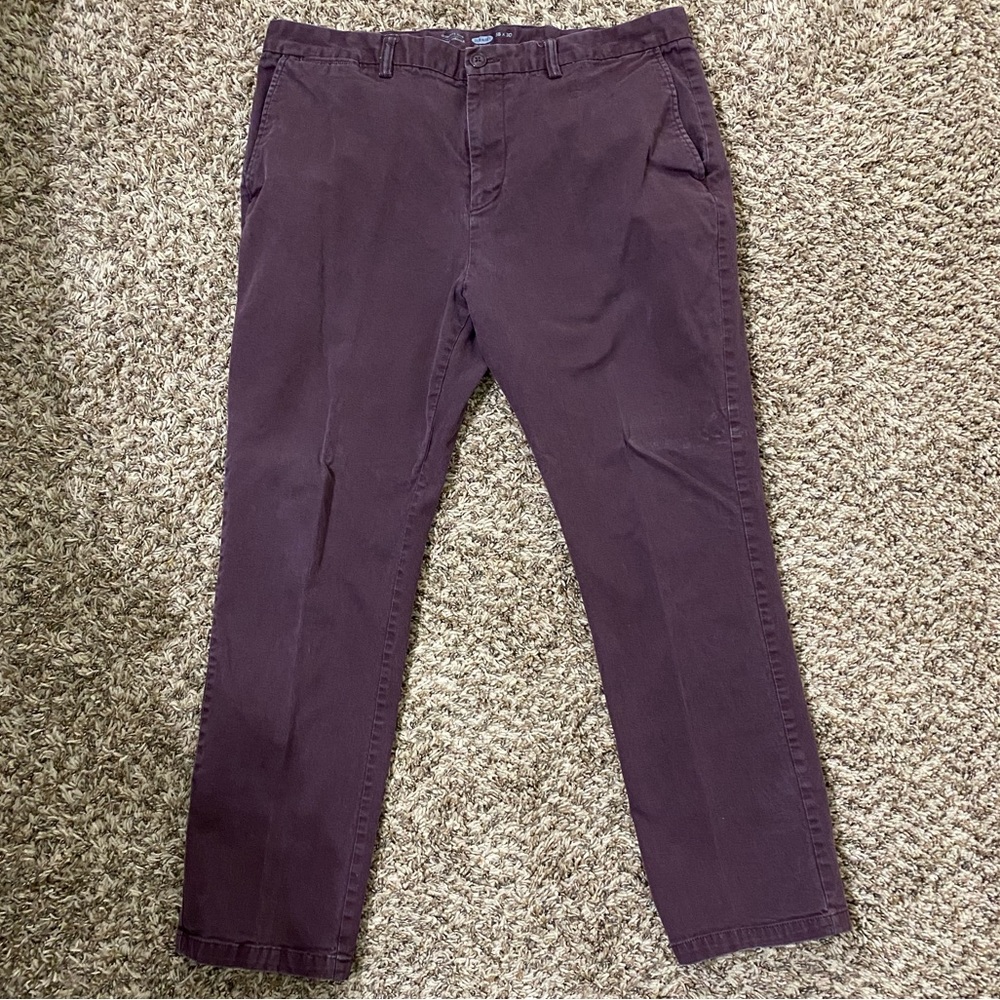 4 items for $10❄️ Men’s Ultimate Slim Maroon Pants